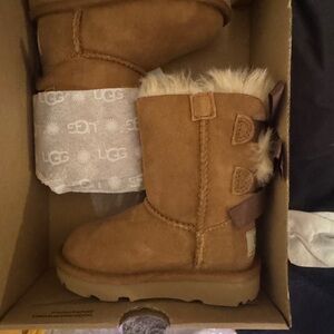 UGG Chestnut Bailey Bow II Boots